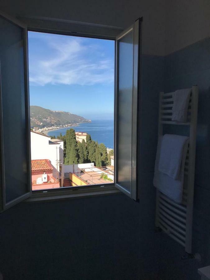 Iriss Bed & Breakfast Taormina Eksteriør bilde